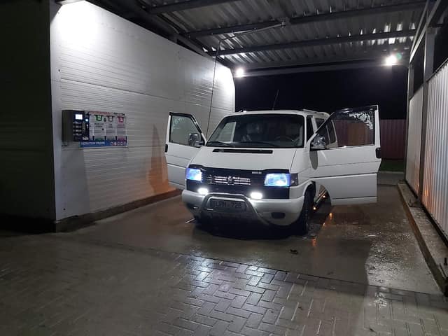 Car Wash Leova Spalatorie auto, Magazin piese/cosmetica auto