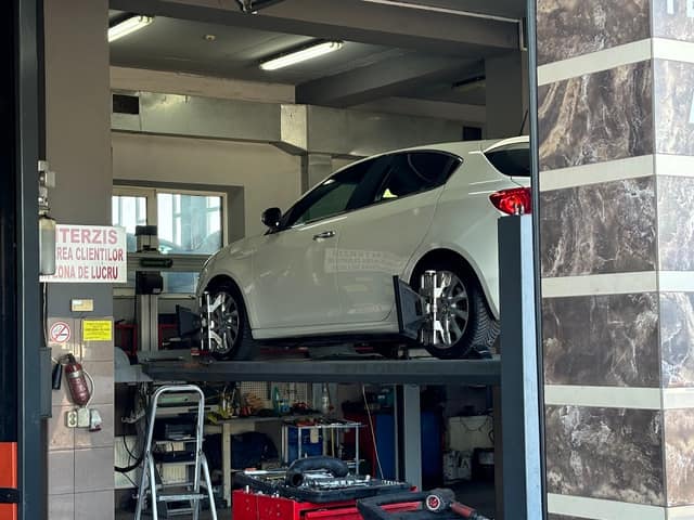 Octan Auto Service фото 3