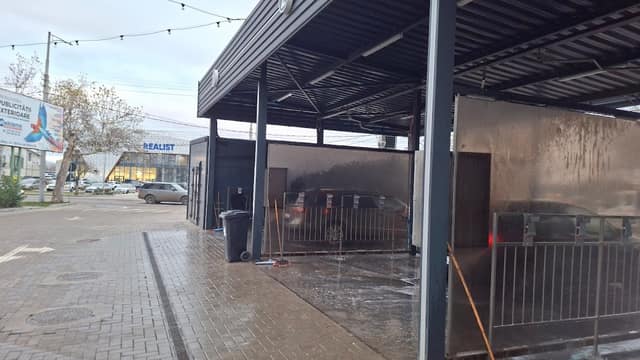 Lux Wash Balti