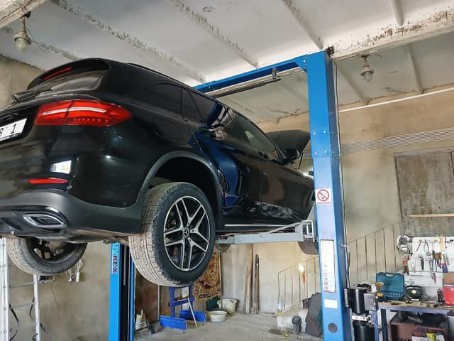 AUTOSERVIS REPARCAR фото 2
