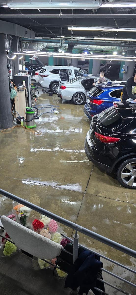 Inside Carwash & Detailing фото 3