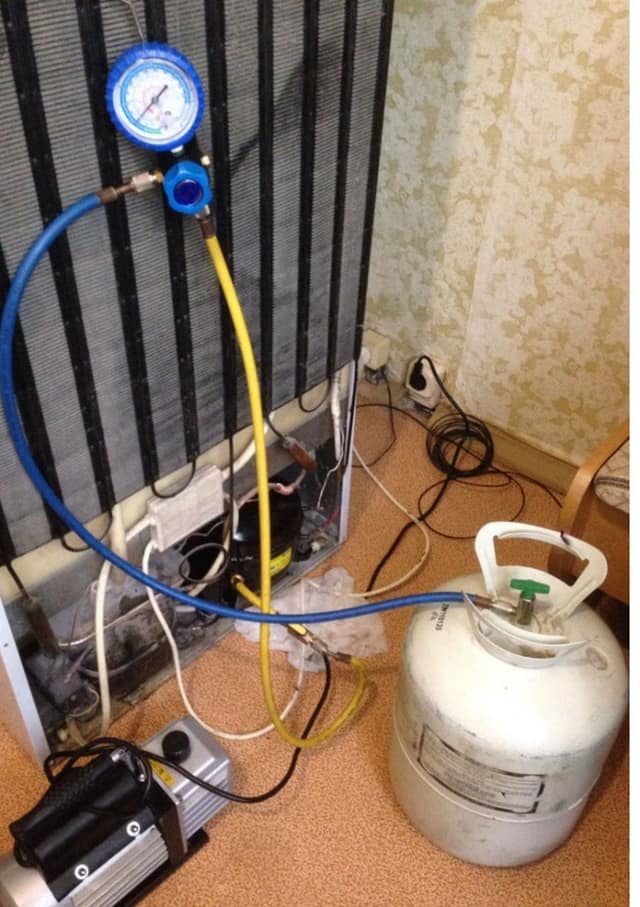 Reparatii frigidere și mașini de spălat.