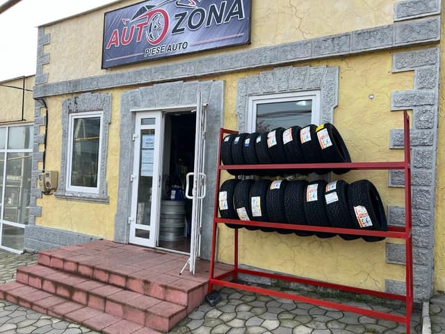 AUTOZONA