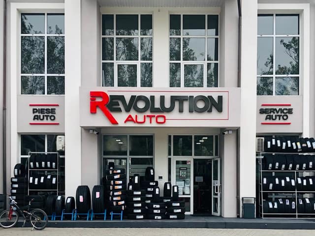 REVOLUTION AUTO фото 2